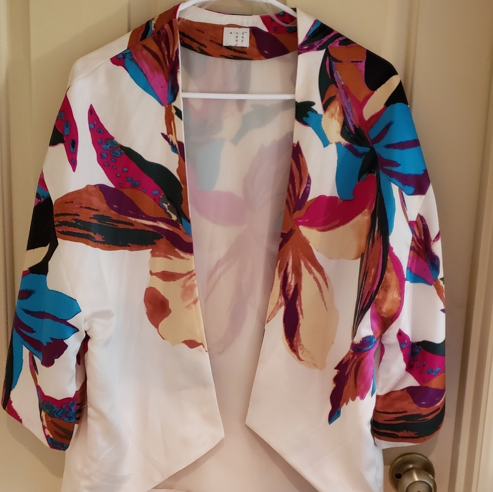Beautiful Floral Wrap